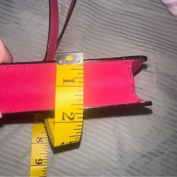 Kate Spade New York Crossbody EUC - Picture 7 of 11